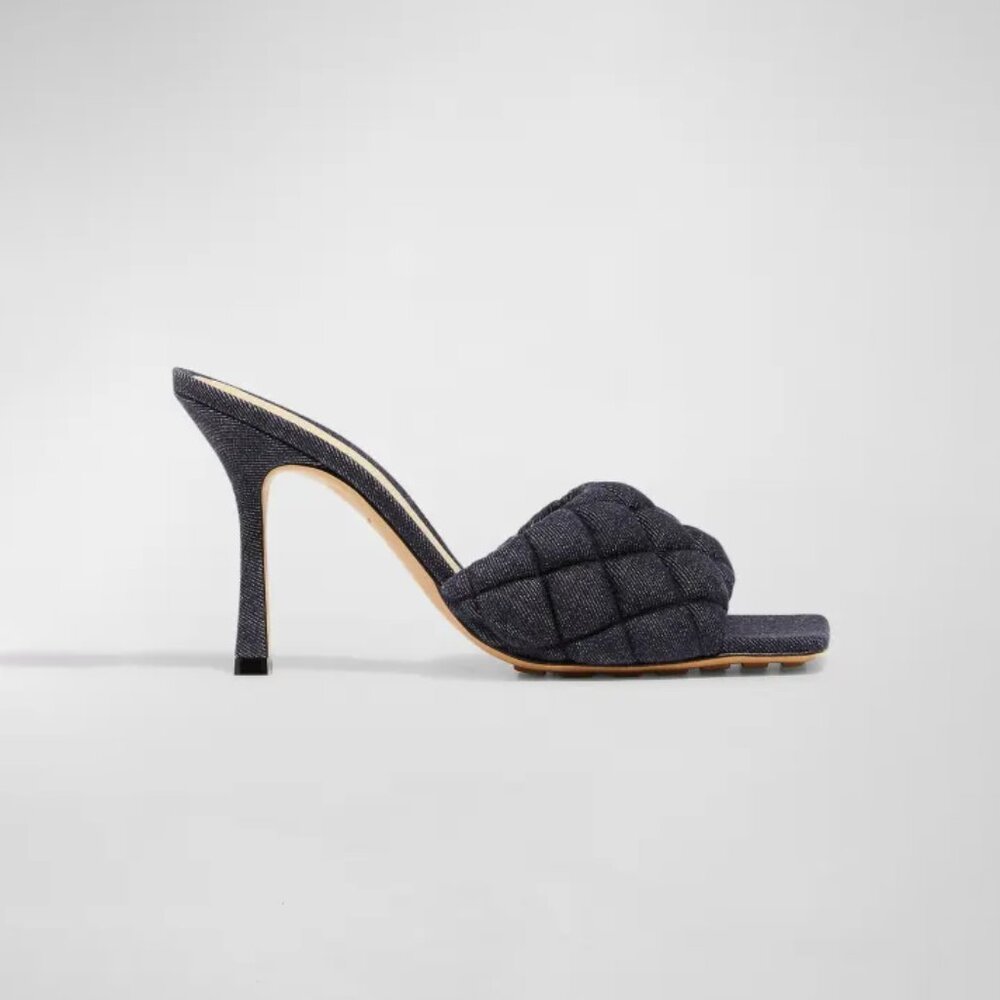 Bottega Veneta Matelasse Quilted Denim Mule Sandals Indigo Size EU 39 US 9 NEW